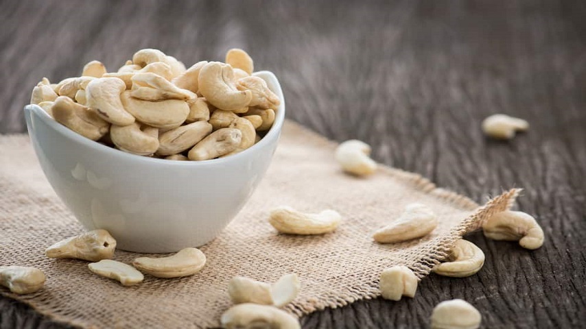 Incorporating Cashews into Your Diet