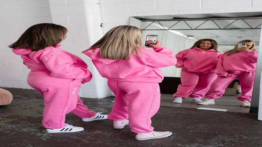 Move Freely in Pink Tracksuits: Crafted from Moisture-Wicking Bamboo